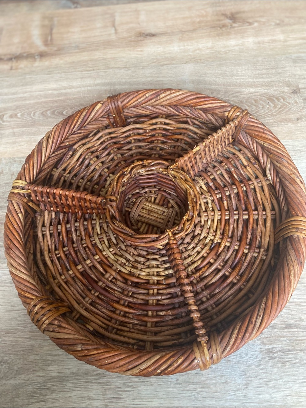 Vintage Handwoven Wicker Divided Serving Basket Center Handle Fruit Bread Bowl